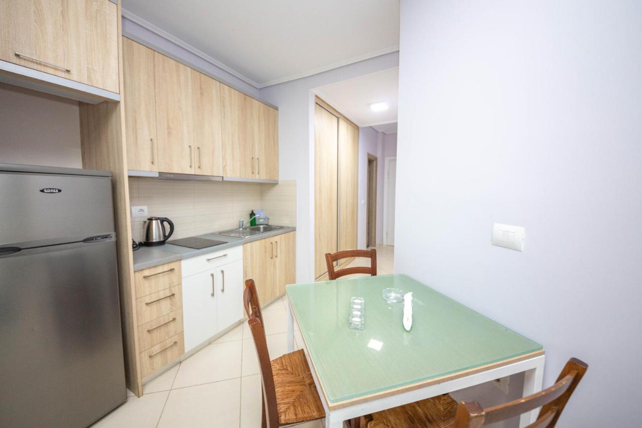 Mamma'S Apartments Sarande Exterior photo