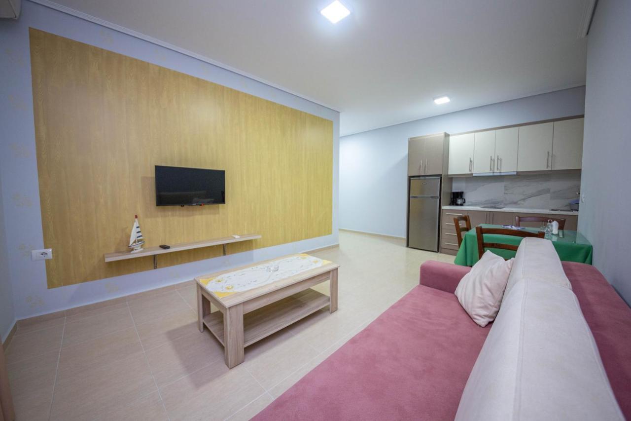 Mamma'S Apartments Sarande Exterior photo