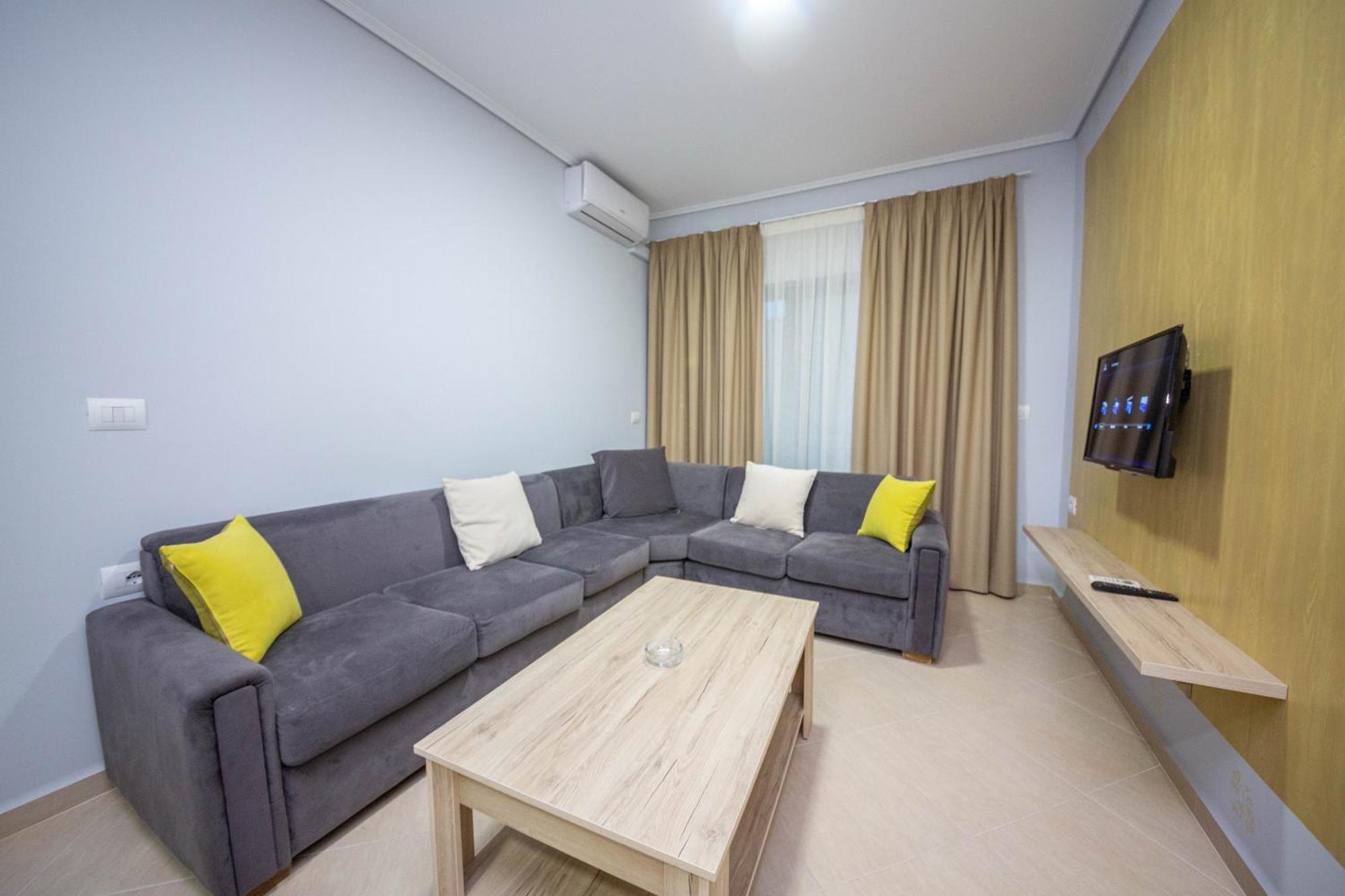 Mamma'S Apartments Sarande Exterior photo