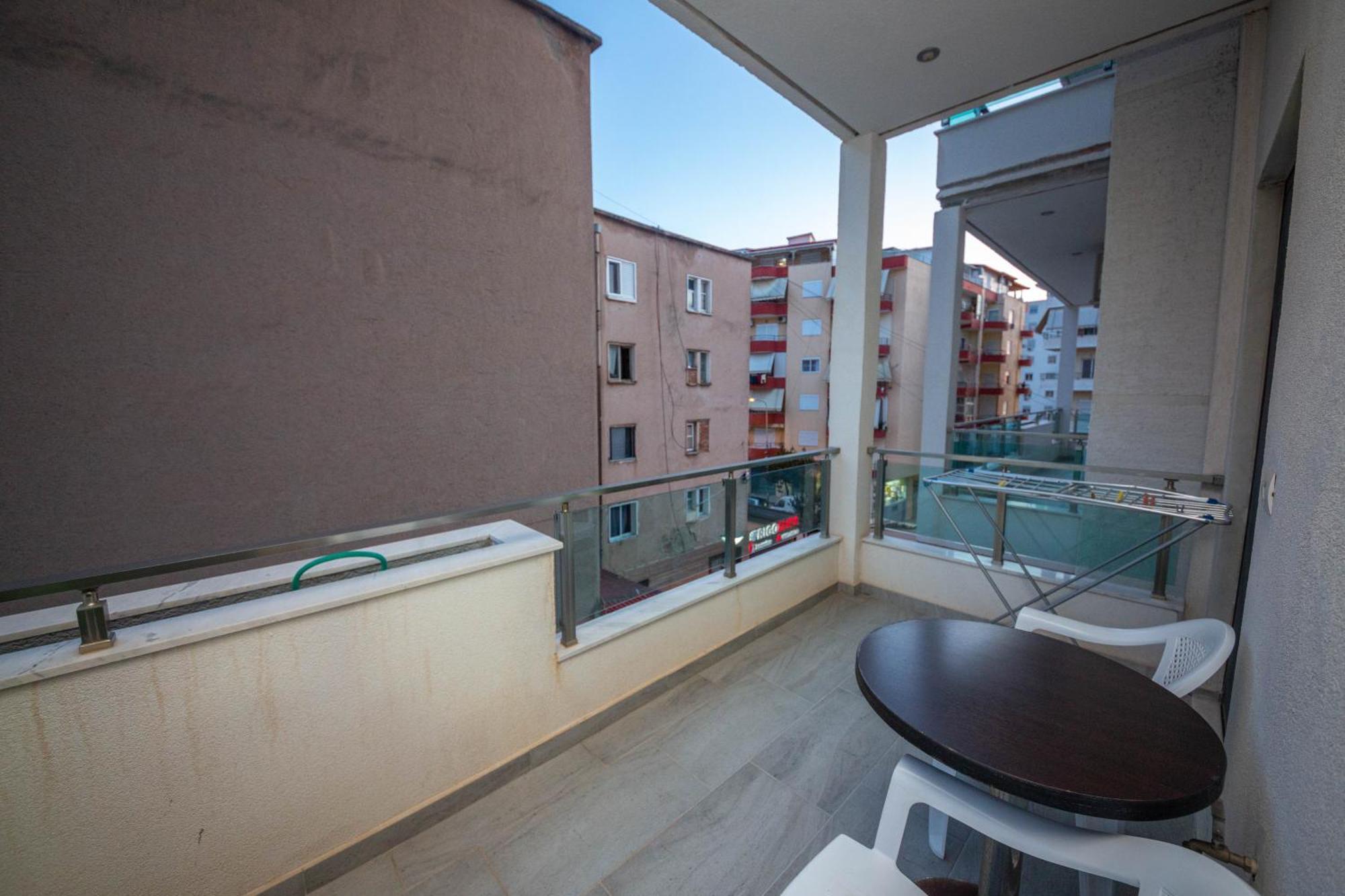 Mamma'S Apartments Sarande Exterior photo